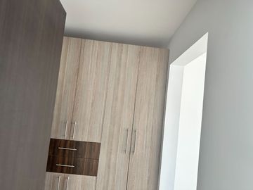 VENTA DEPARTAMENTO EN VALLE TINTO CORREGIDORA 3 RECAMARAS CON BAÑO Y ROOF GARDEN