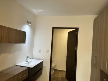 VENTA DEPARTAMENTO EN VALLE TINTO CORREGIDORA 3 RECAMARAS CON BAÑO Y ROOF GARDEN