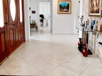 Vendo casa Los Chillos, Barrio San Gabriel, dentro de conjunto con seguridad
