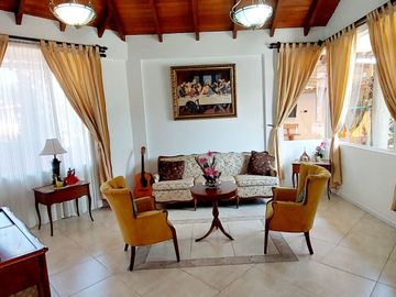 Vendo casa Los Chillos, Barrio San Gabriel, dentro de conjunto con seguridad