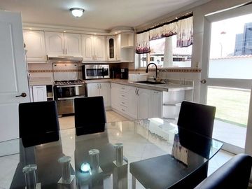 Vendo casa Los Chillos, Barrio San Gabriel, dentro de conjunto con seguridad