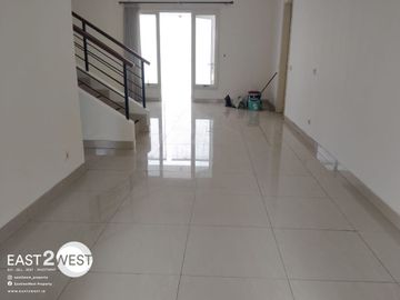 Disewakan Rumah Cluster Ruby PHG Gading Serpong Tangerang Murah Siap Huni Lokasi Nyaman Strategis