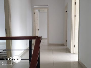 Disewakan Rumah Cluster Ruby PHG Gading Serpong Tangerang Murah Siap Huni Lokasi Nyaman Strategis