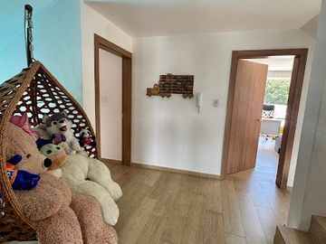 CASA CUMBAYA 5 HABITACIONES PISICNA