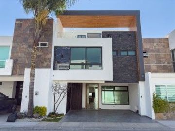 Casa en venta de 3 recamaras en Rinconada Atlixcayotl, San Andrés Cholula