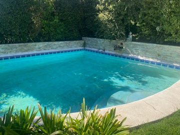 SE VENDE HERMOSA CASA CONDOMINIO EL REMANSO CALLE LA MESETA UF 24500 SAN CARLOS DE APOQUINDO LAS CONDES