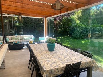 SE VENDE HERMOSA CASA CONDOMINIO EL REMANSO CALLE LA MESETA UF 24500 SAN CARLOS DE APOQUINDO LAS CONDES
