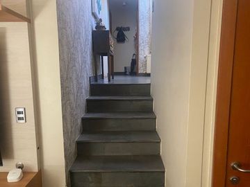 SE VENDE HERMOSA CASA CONDOMINIO EL REMANSO CALLE LA MESETA UF 24500 SAN CARLOS DE APOQUINDO LAS CONDES