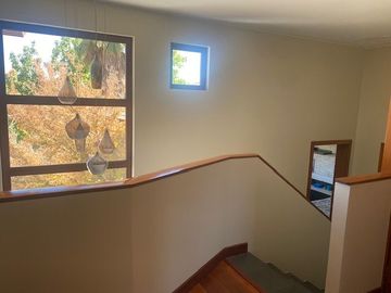 SE VENDE HERMOSA CASA CONDOMINIO EL REMANSO CALLE LA MESETA UF 24500 SAN CARLOS DE APOQUINDO LAS CONDES