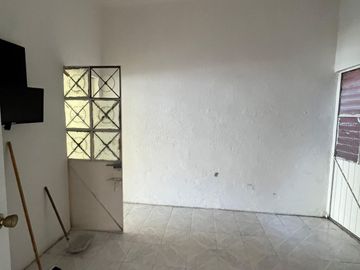 Casa en VENTA con 2 departamentos en Col. Tamulte