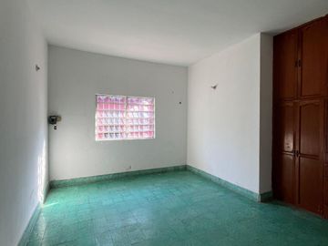 Casa en VENTA con 2 departamentos en Col. Tamulte