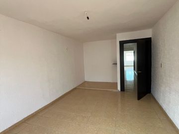 Casa en VENTA con 2 departamentos en Col. Tamulte