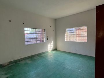 Casa en VENTA con 2 departamentos en Col. Tamulte