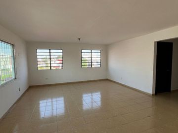 Casa en VENTA con 2 departamentos en Col. Tamulte