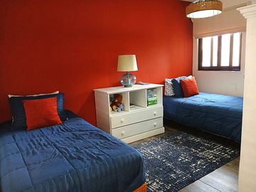 CASA EN VENTA DE 3 HABITACIONES, GOLF, SAN MIGUEL DE ALLENDE