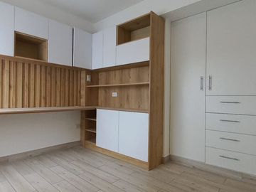 SE VENDE AMPLIO DUPLEX EN MAGDALENA DE MAR