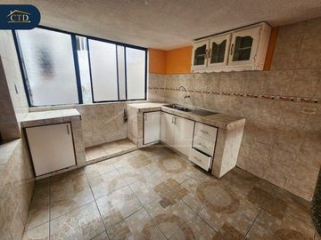 Venta de casa rentera sector Conocoto, Puente 7, Av, General Rumiñahui