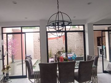 Casa en venta - ocasion - condominio villa club - La Tinguiña - 181 m2 en Esquina.