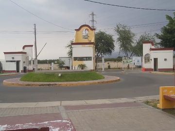 Casa en venta - ocasion - condominio villa club - La Tinguiña - 181 m2 en Esquina.