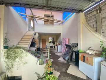 CASA RENTERA EN VENTA CDLA. BELLAVISTA BAJA