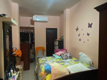 CASA RENTERA EN VENTA CDLA. BELLAVISTA BAJA