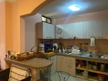 CASA RENTERA EN VENTA CDLA. BELLAVISTA BAJA