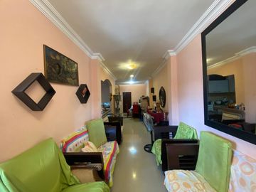 CASA RENTERA EN VENTA CDLA. BELLAVISTA BAJA