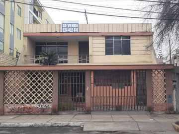 OPORTUNIDAD DE INVERSIÓN EN AV. EL SOL - CHORRILLOS