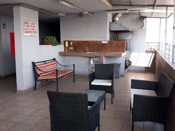 Excelente Departamento En Rosas Con Av. Matucana, Santiago