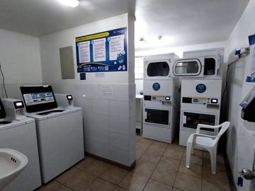 Excelente Departamento En Rosas Con Av. Matucana, Santiago