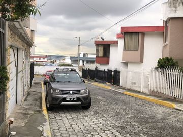 Venta Casa Remodelada Kennedy, Brasilia 2