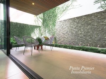 Casa de Lujo Venta Coto Alcazar Av Juan Palomar Puerta de Hierro Andares Zona Dorada Zapopan