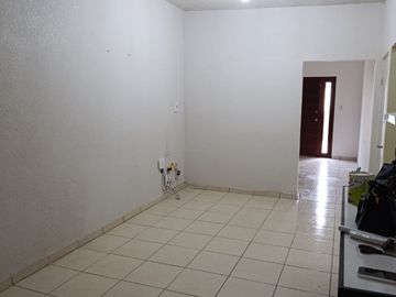 Casa en Venta – Acequias, al Sur de la Ciudad 🏡