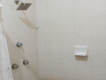 Casa en Venta – Acequias, al Sur de la Ciudad 🏡