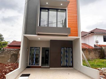 RUMAH TOWNHOUSE 2 LANTAI 3KT DEKAT TOL DAN STASIUN LRT CIBUBUR 1 MILYAR-AN