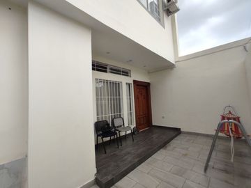 edificio rentero de venta zona norte de portoviejo AR