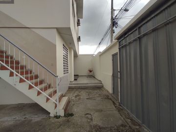 edificio rentero de venta zona norte de portoviejo AR