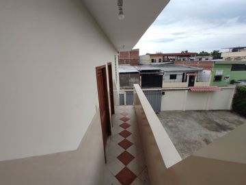 edificio rentero de venta zona norte de portoviejo AR