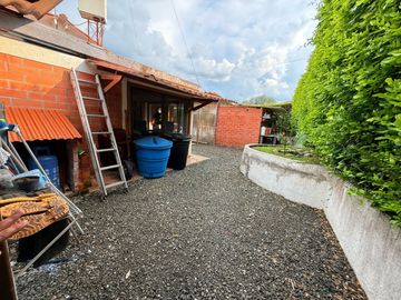 Venta casa campestre via Pereira Alcala