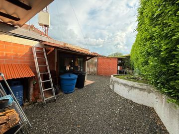 Venta casa campestre via Pereira Alcala