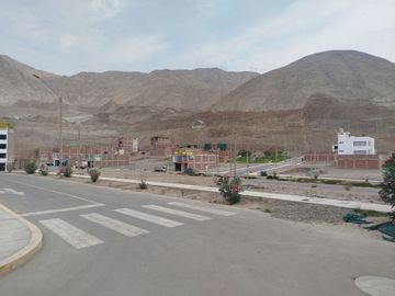 VENTA DE TERRENO EN URB. LAS COLINAS DE LA GLORIA, ATE