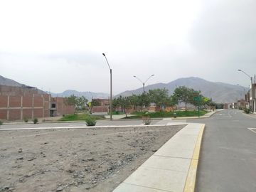 VENTA DE TERRENO EN URB. LAS COLINAS DE LA GLORIA, ATE