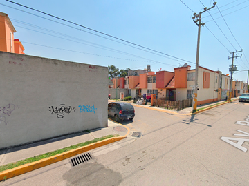 CASA EN CALLE PASEO DE LA EXPERIENCIA,  COL. PASEOS DE TULTEPEC. ¡NO CREDITOS!