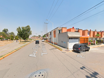 CASA EN CALLE PASEO DE LA EXPERIENCIA,  COL. PASEOS DE TULTEPEC. ¡NO CREDITOS!