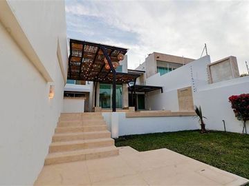 Casa en Venta Tequesquitengo Vista al Lago