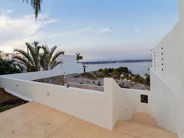 Casa en Venta Tequesquitengo Vista al Lago