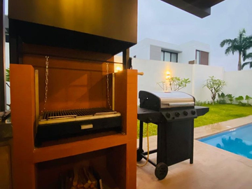 Casa en venta en Isla mocoli con piscina, Ecuador