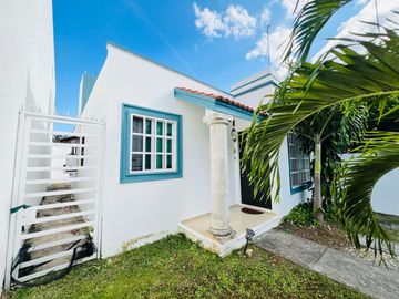 Casa en Venta en Playa del Carmen, Residencial Marsella: Comodidad, Seguridad y Ubicación Privilegiada