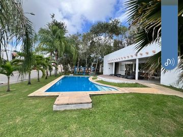 Casa en Venta en Playa del Carmen, Residencial Marsella: Comodidad, Seguridad y Ubicación Privilegiada