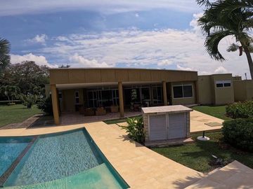 Se vende casa hacienda las victorias ibague
